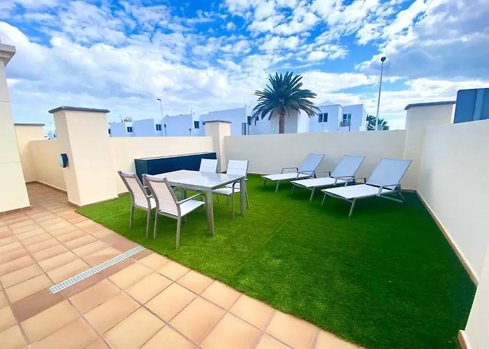 Riviera Park Apartment *